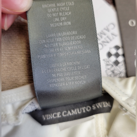 VINCE CAMUTO One Piece Swimsuit - Picture 5 of 7
